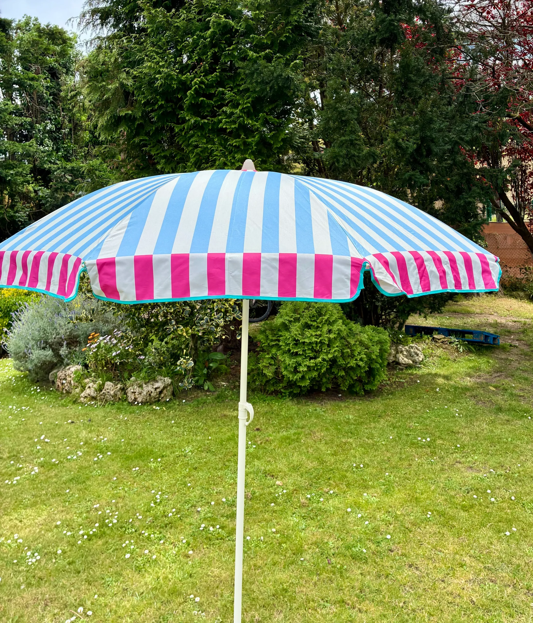 Sombrilla 180cm Romanelli Rayas Estilo Riviera con protección UPF 50+ - Imagen 2