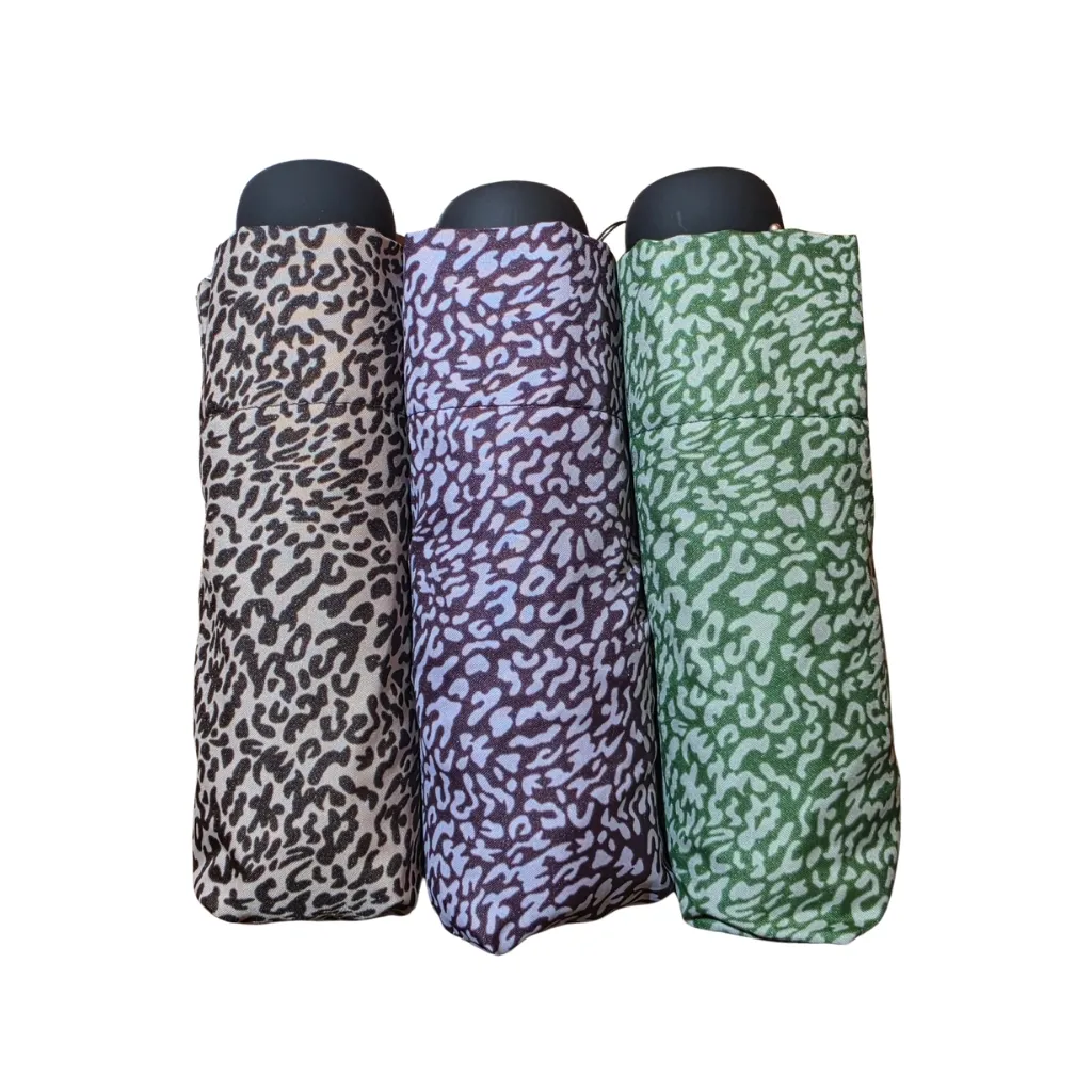 Paraguas Plegable Mini con Estampado Animal Print y Funda